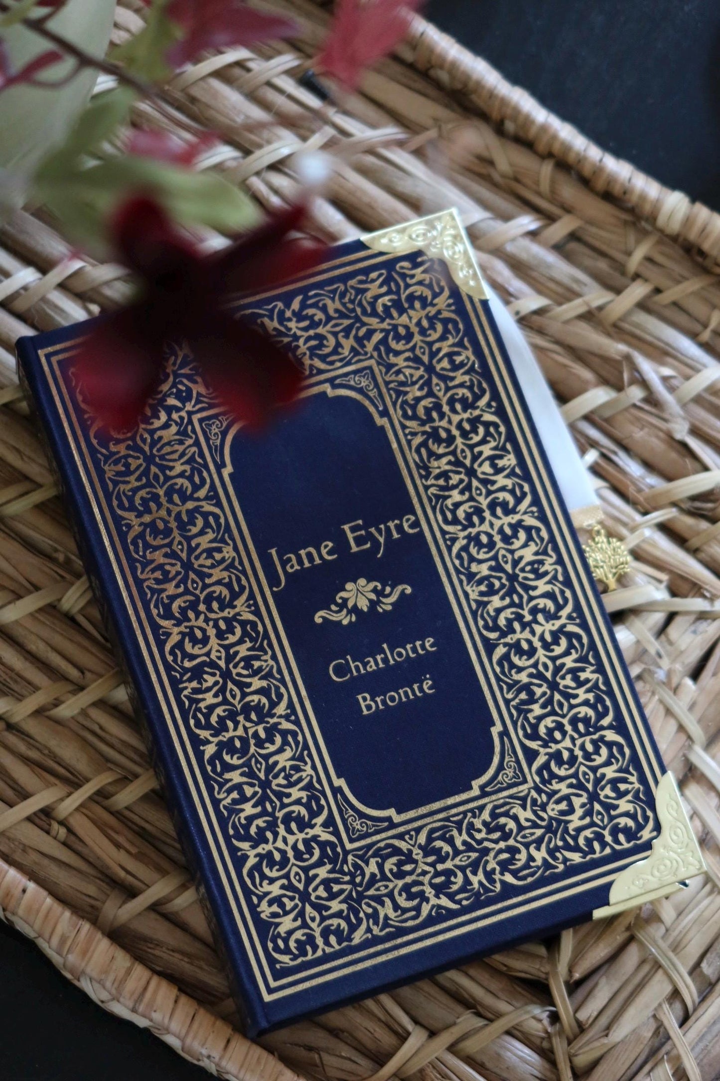 Custom Special Edition Commission | Rebind your favorite book!