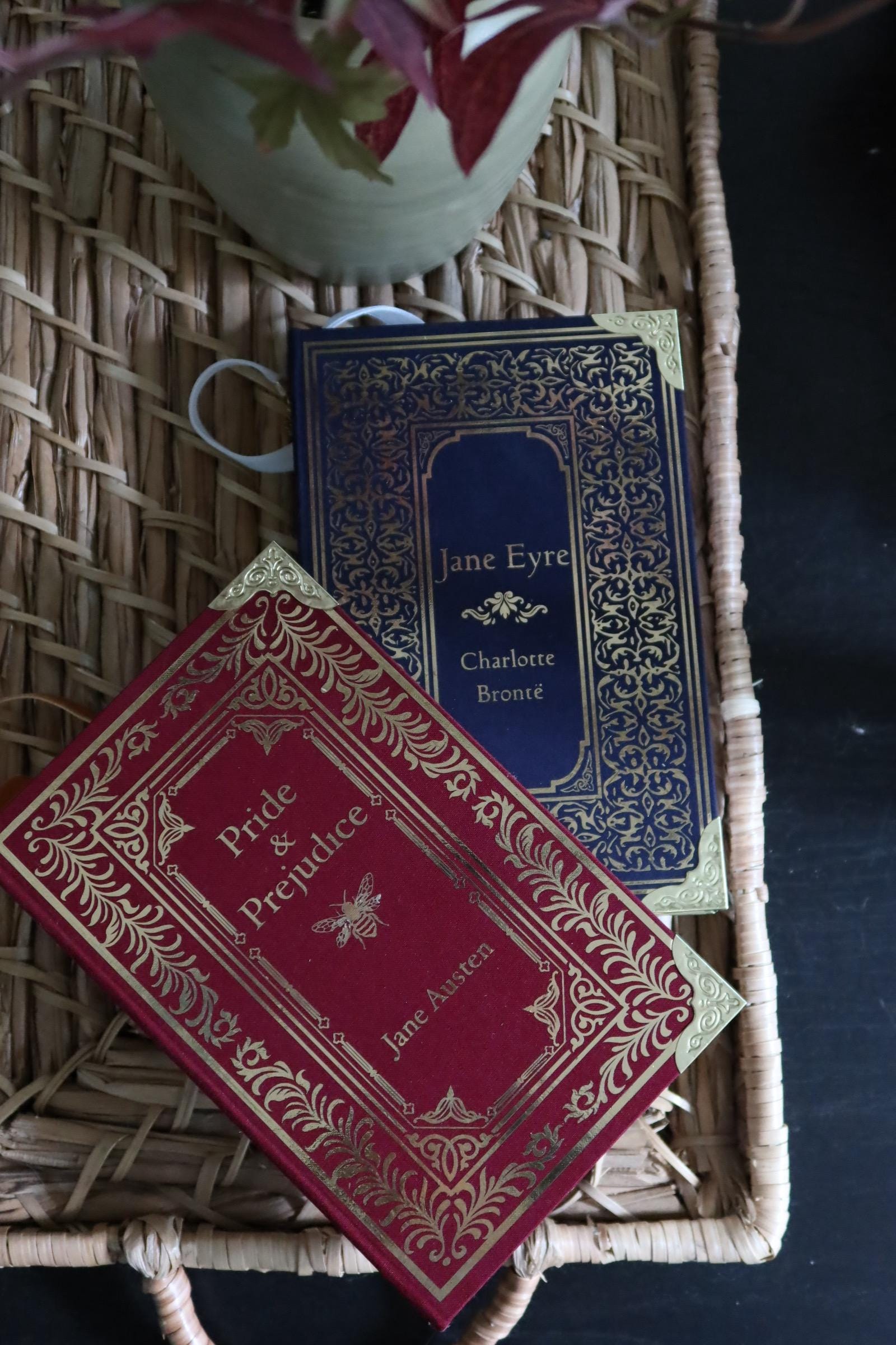Custom Special Edition Commission | Rebind your favorite book!